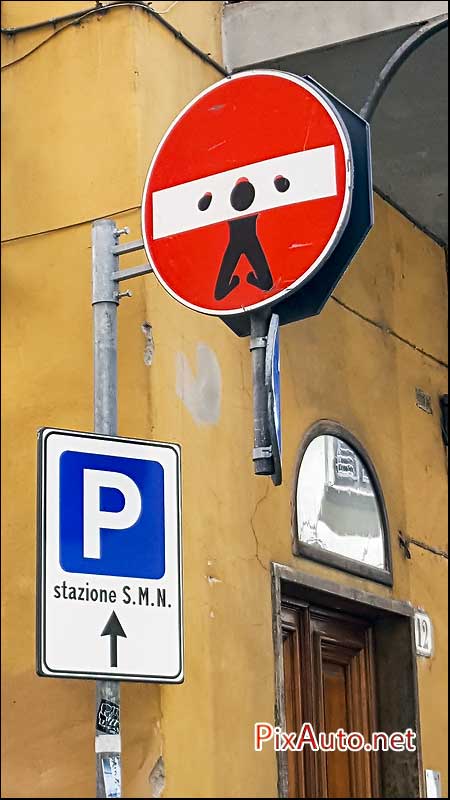 Panneaux-code-de-la-route, Clet-Abraham, 20160628_102735