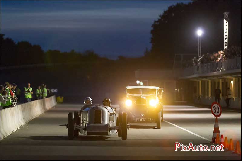 Les-Grandes-Heures-Automobiles, Voisin Des Records et Lumineuse