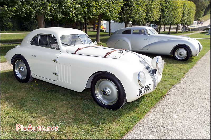 Chantilly Arts & Elegance, BMW 328 Touring Mille Miglia