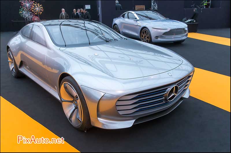 Exposition Concept Cars, Mercedes-Benz Concept IAA et Aston Martin DBX