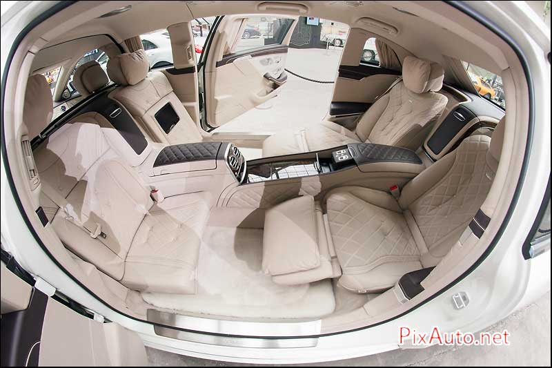 Les-Belles-Etoiles, Habitacle Maybach S600 Pullman