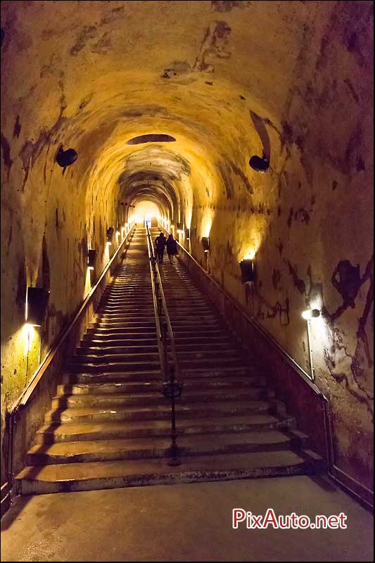 Le Midi-Minuit, Escalier 116 Marches Pommery