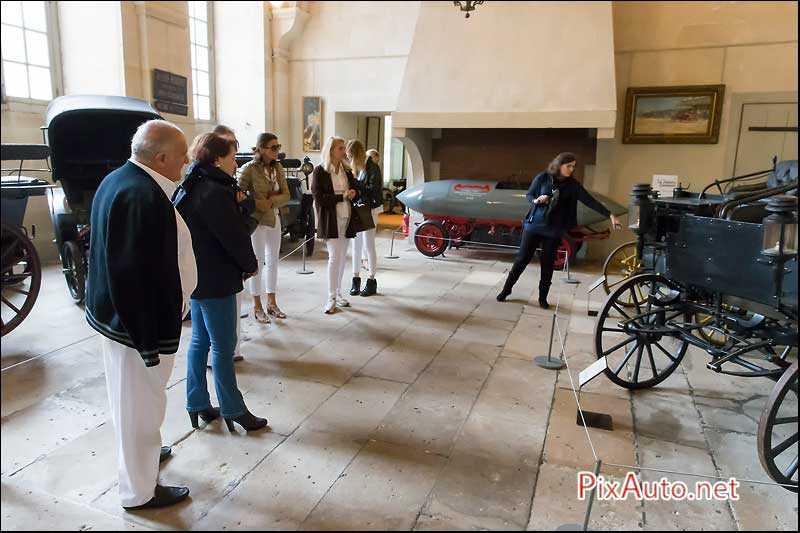 Midi-Minuit, Visite Musee Automobile Compiegne