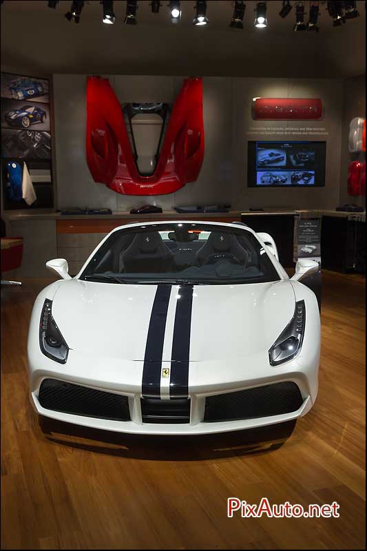 MondialdelAutomobile-Paris, Ferrari 488 Spider Bianco Italia