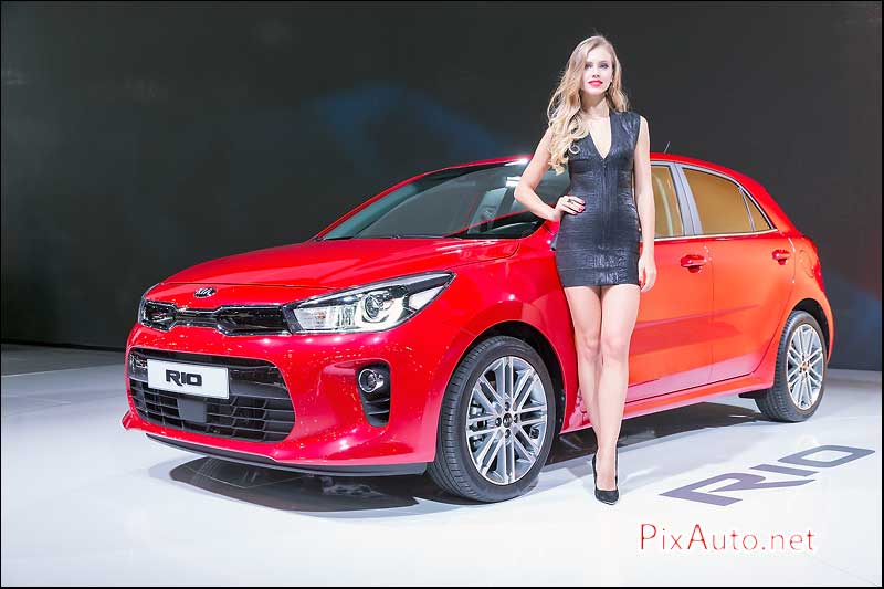 MondialdelAutomobile-Paris, Kia R10 Et Hotesse