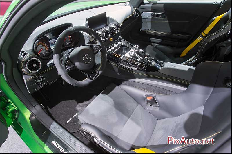 MondialdelAutomobile-Paris, Mercedes  AMG GT-R Habitacle