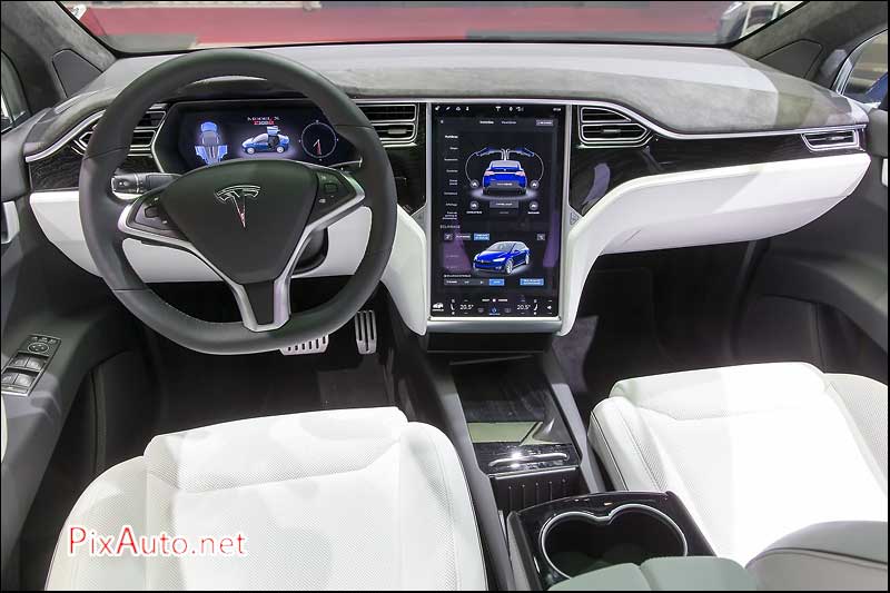 MondialdelAutomobile-Paris, Tesla Model-X Habitacle