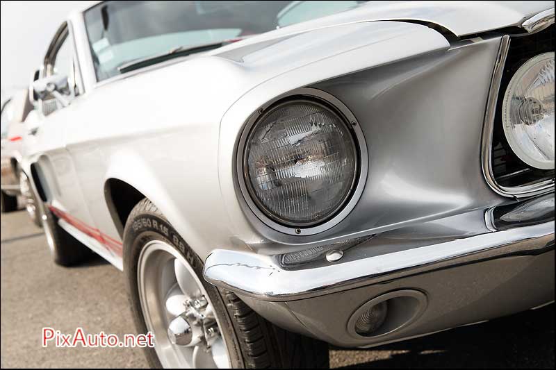 Salon-automedon, Mustang Mach Feux Avant