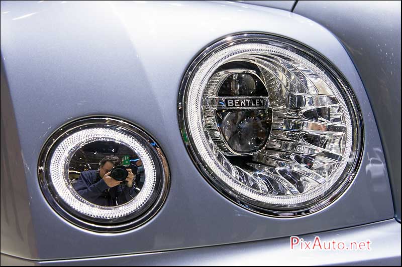 Salon-auto-geneve 2016, Bentley Feux Avant