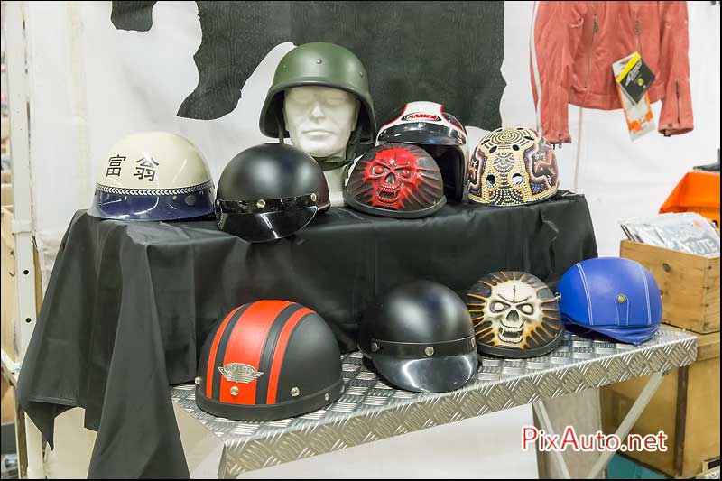 Salon-Moto-Legende, Casques Bols