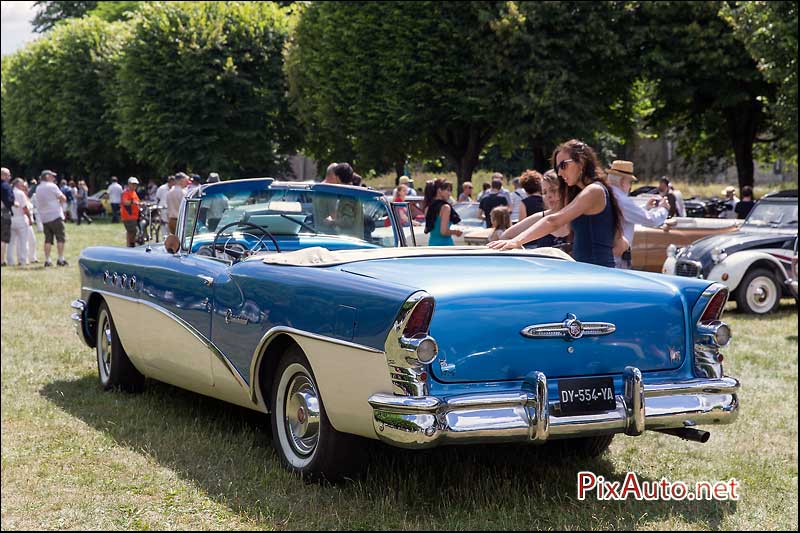 Traversee-de-Paris-Estivale, Buick Century