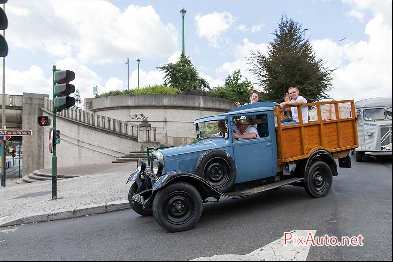 Traversee-de-Paris-Estivale, Camionette Citroen