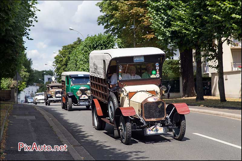 Traversee-de-Paris-Estivale, Camionettes Unic