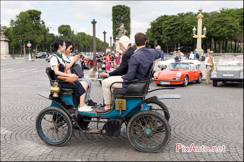 Traversee-de-Paris-Estivale, Vis A Vis A La Concorde