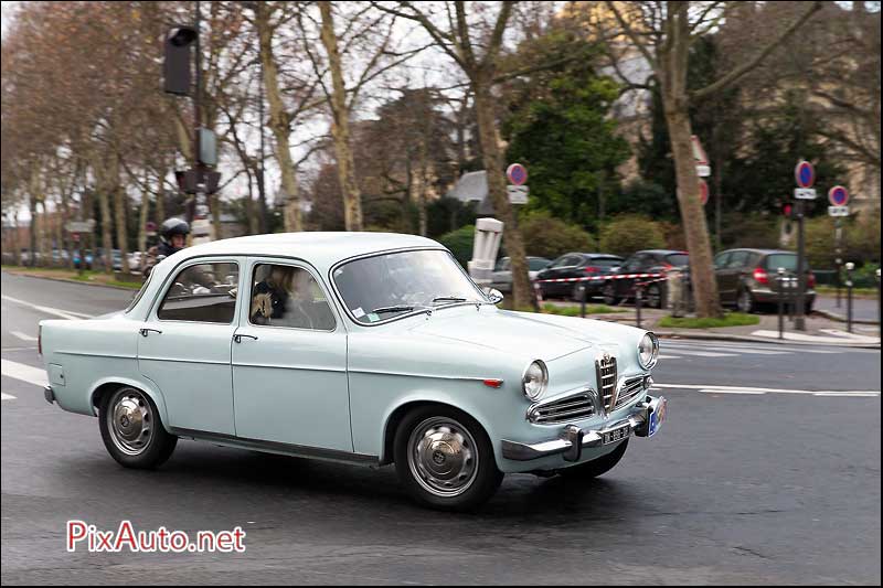 Traversee-de-Paris 2016, Alfa Romeo Giulietta