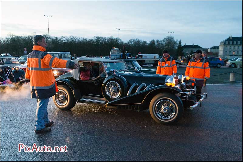 Traversee-de-Paris 2016, Roadster Mercedes