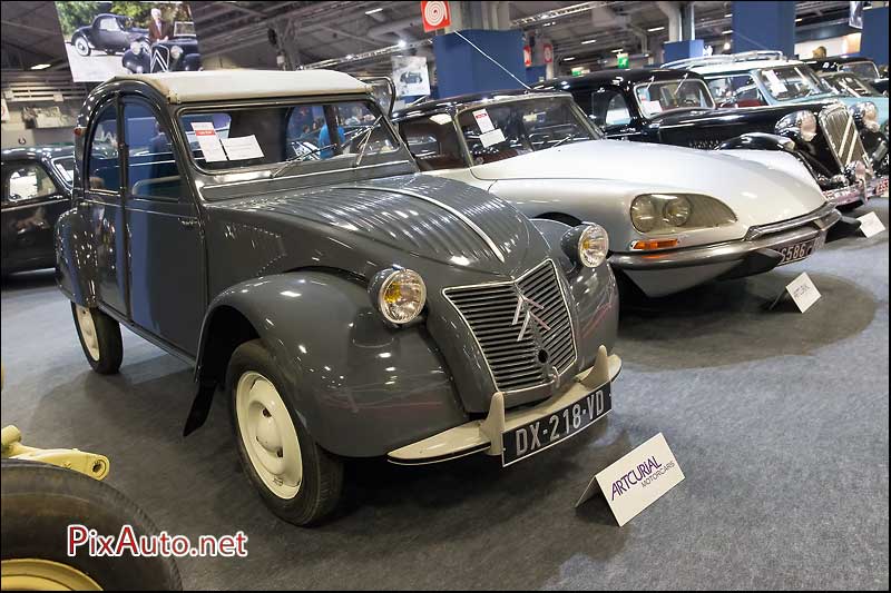 Artcurial A Retromobile, Citroen 2CV AZ de 1959