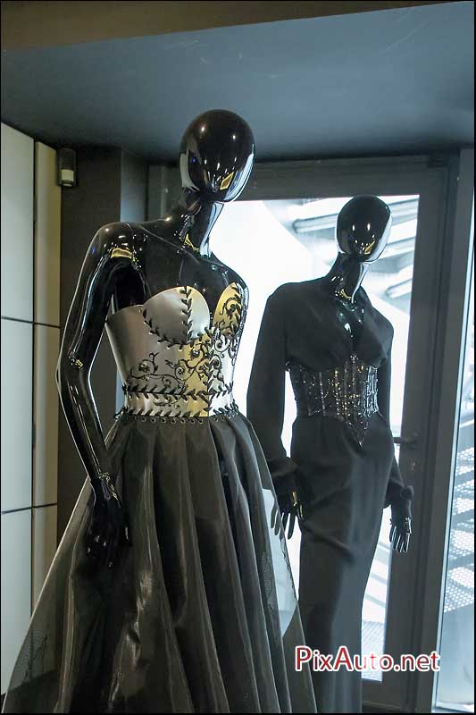 Exposition Eymeric François Au DS World Paris, Collection Couture Requiem