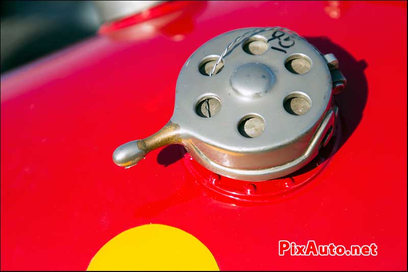 Coupes-de-Printemps, Bouchon Reservoir Maserati 8cm