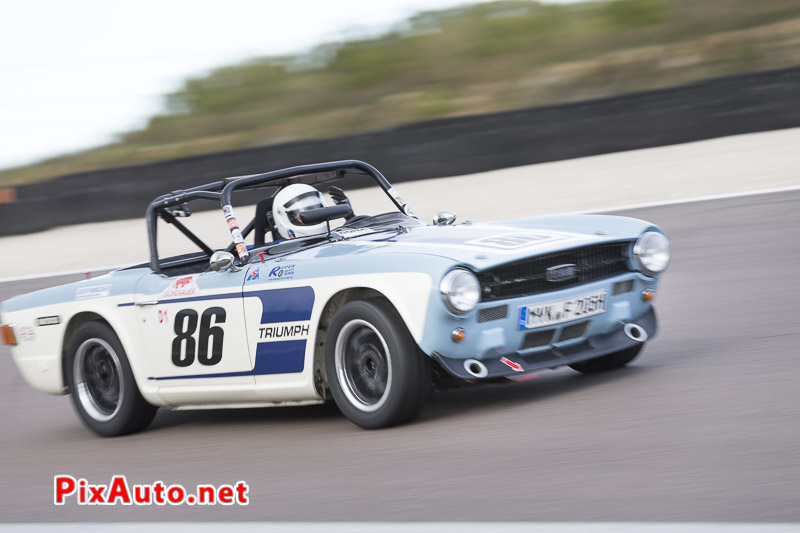 Dijon MotorsCup, Triumph Tr6