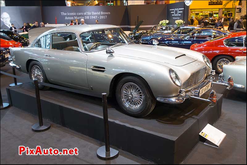Salon Retromobile, Aston Martin Db5 James Bond