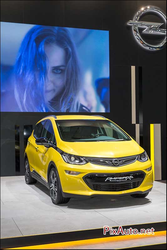 95e Salon De Bruxelles, Opel Ampera E Jaune