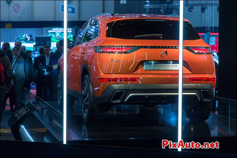 Salon-de-Geneve, Ds 7 Crossback Opera