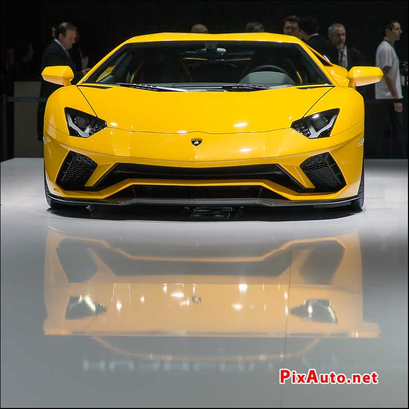 Salon-de-Geneve, Lamborghini Aventador S