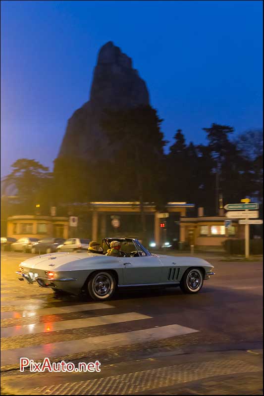 Traversee-de-Paris Hivernale, Chevrolet Corvette Cabriolet