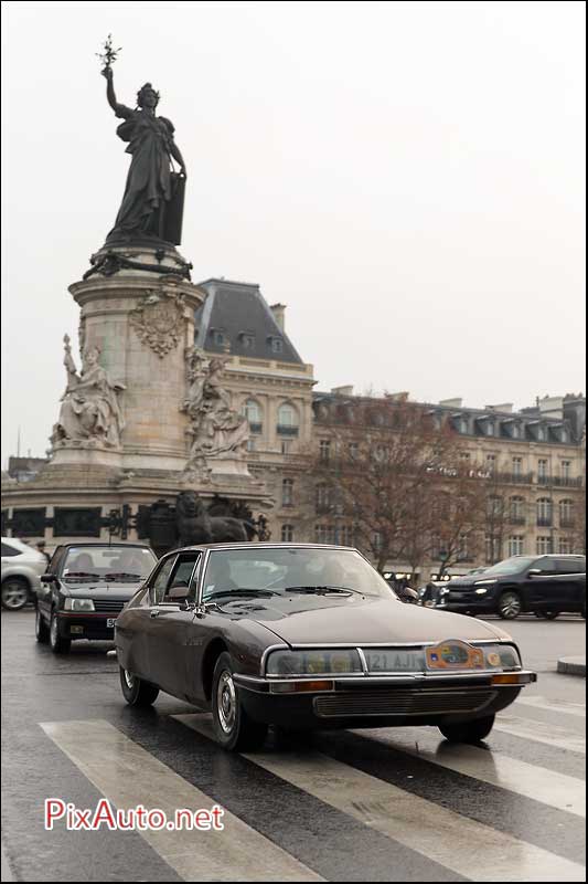 Traversee-de-Paris Hivernale, Citroen Sm