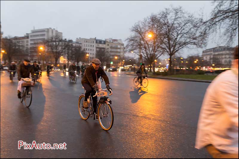 Traversee-de-Paris Hivernale, Cyclistes Place De La Nation