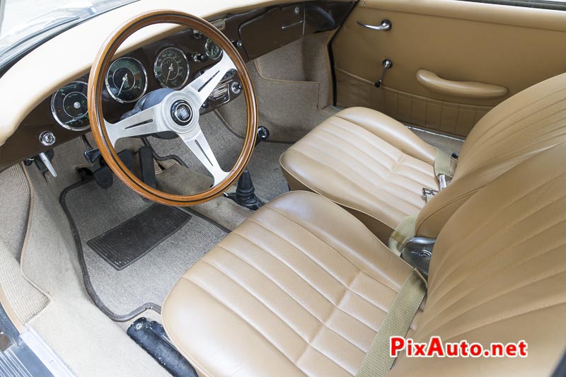 Vente-Leclere-Motorcars-Drouot, Porsche 356c Interrieur