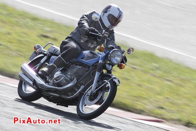 Autodrome Heritage Festival, Moto Suzuki Gt550