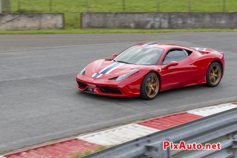 Les Collectionneurs Ont Du Coeur, Ferrari 458 Speciale