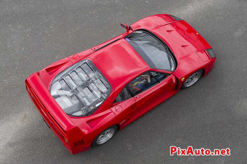 Les Collectionneurs Ont Du Coeur, Ferrari F40 Vue de Dessus