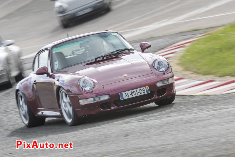 Les Collectionneurs Ont Du Coeur, Porsche 911