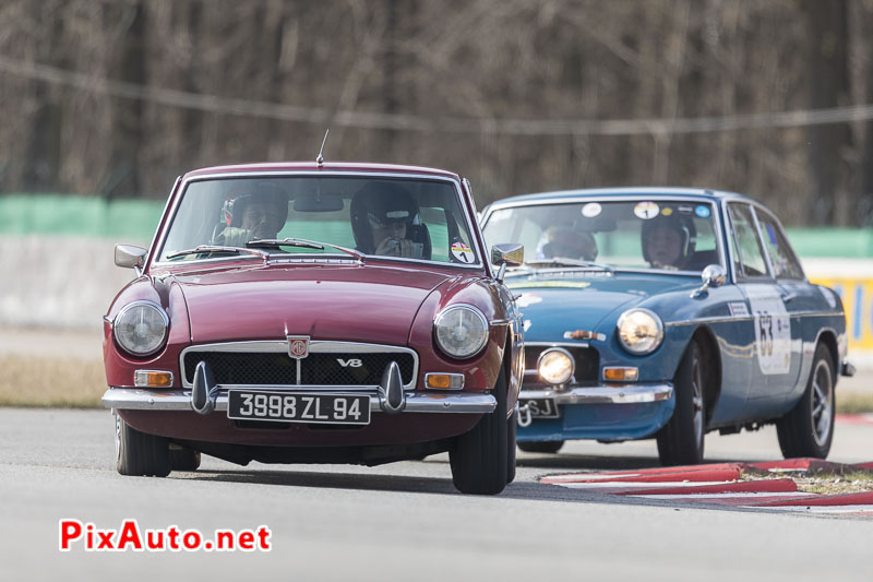 God-Save-The-Car, MG V8 Dans Chicane Nord