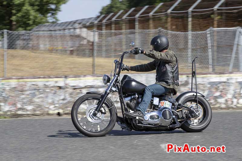 1er US Motor Show, Bobber Harley Aux Deux Ponts