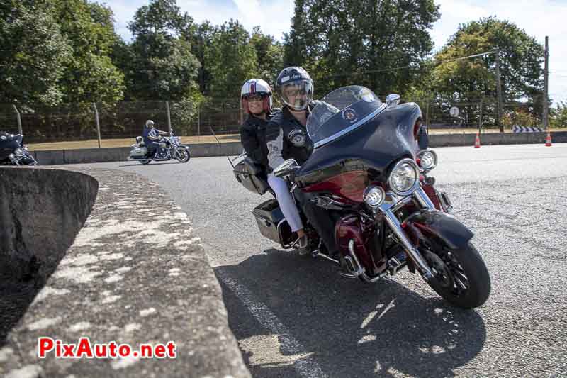 1er US Motor Show, Harley-davidson Aux Deux Ponts