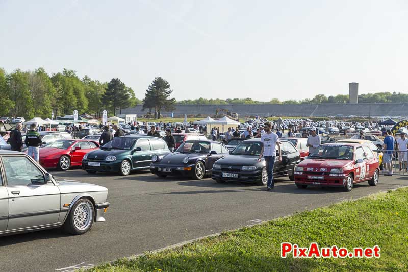 Youngtimers Festival, 550 Youngtimers dans enceinte du Circuit