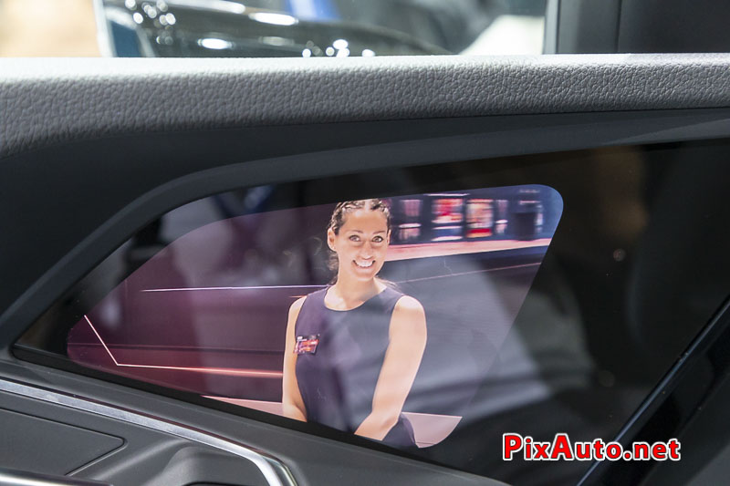 Mondial De L'Auto Et De La Moto, Affichage Camera Retroviseur Audi E-tron
