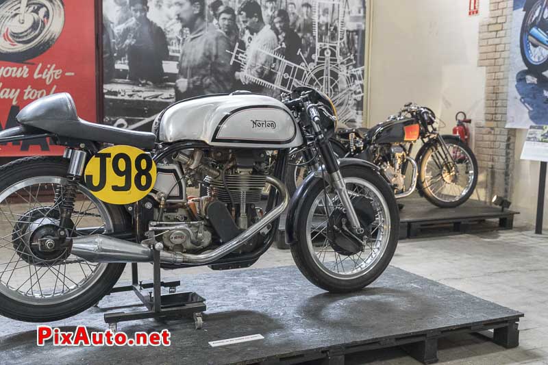 Musee Atelier Des Pionniers, Norton Manx M40 de 1954