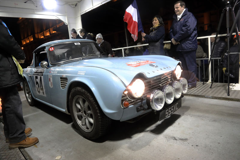 21e Rallye De Monte-Carlo Historique, Peter Barker et Peter Scott Triumph Tr4