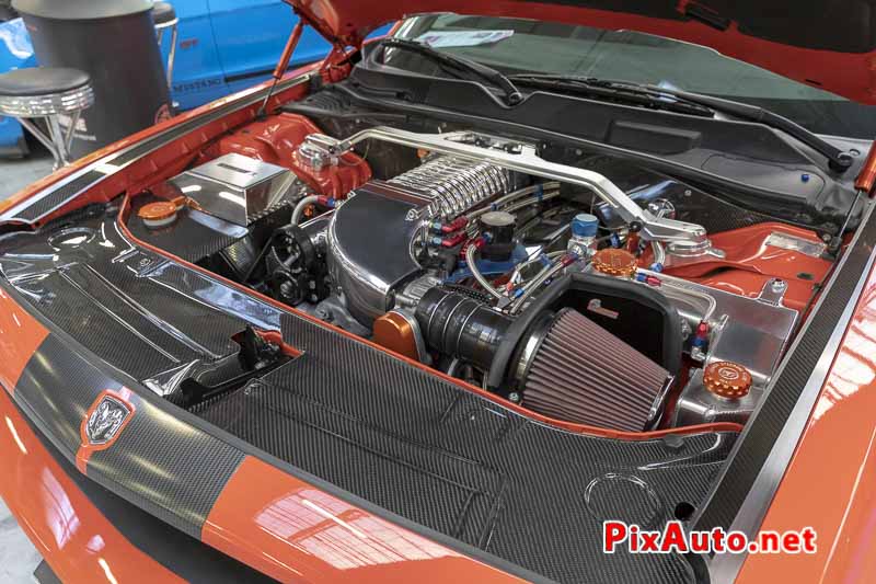 Salon Automedon, V8 avec Compresseur Dodge Challenger