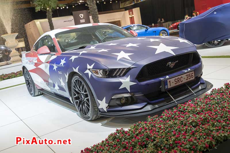 96e Brussels-Motor-Show, Ford-mustang Aux Couleurs Drapeau Americain