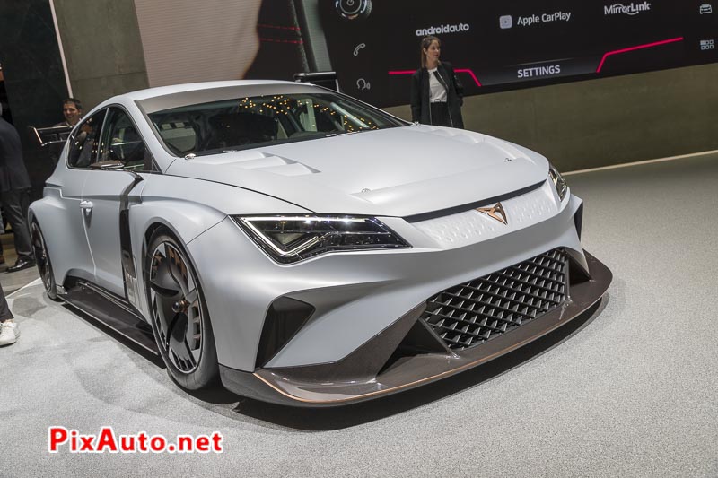 Salon-de-Geneve, Cupra e-Racer