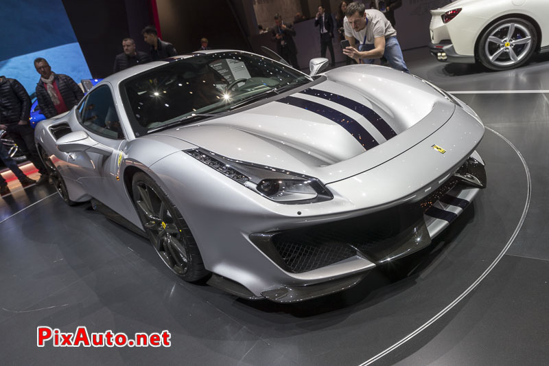 Salon-de-Geneve, Ferrari 488 Pista