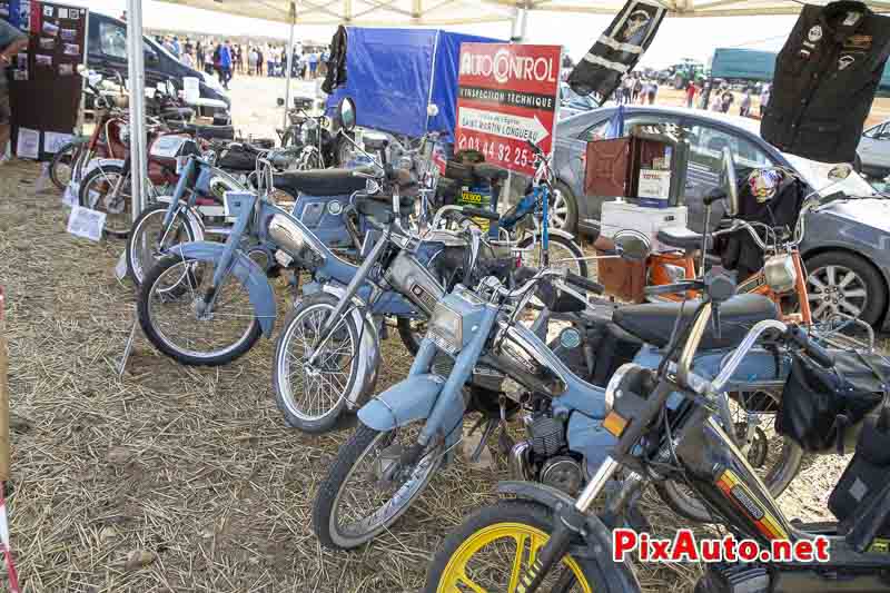 Championnat De France De Tracteur-pulling, Exposition de Mobylette