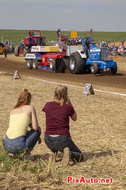 Championnat de France de Tracteur-pulling,  Soutien Familliale pour Erik Maier