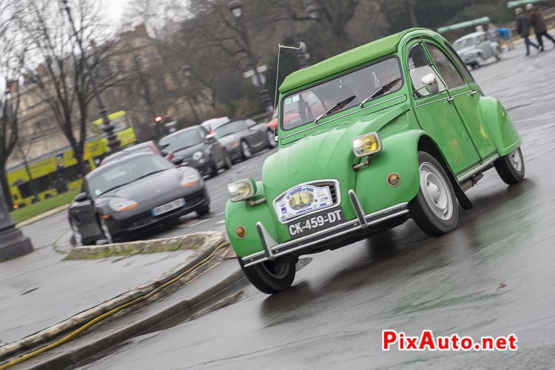 Traversee-de-Paris Hivernale, Citroen 2cv